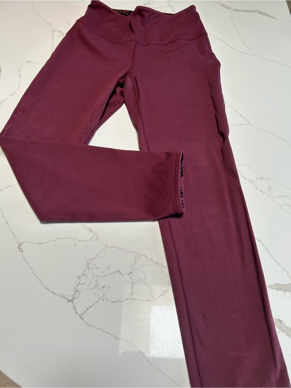 Women With Control Paisley Print Reversible Stretch Pants in Wine and Black - Picture 3 of 10
